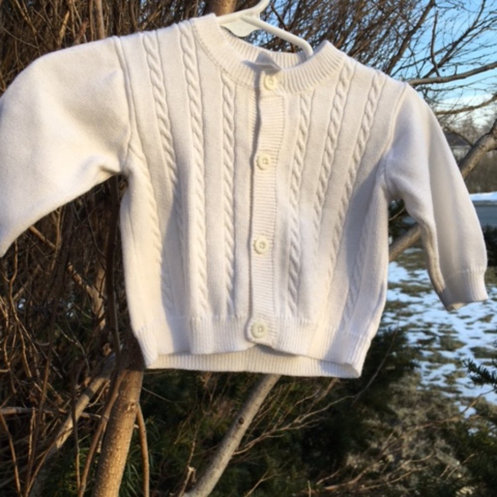 Practical, Warm, off white, NWOT, Carters sweater. 3mths
